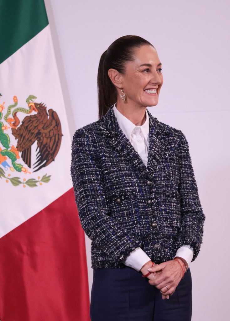 Claudia Sheinbaum anuncia lineamientos de vida saludable para promover alimentación sana en todas las escuelas del país