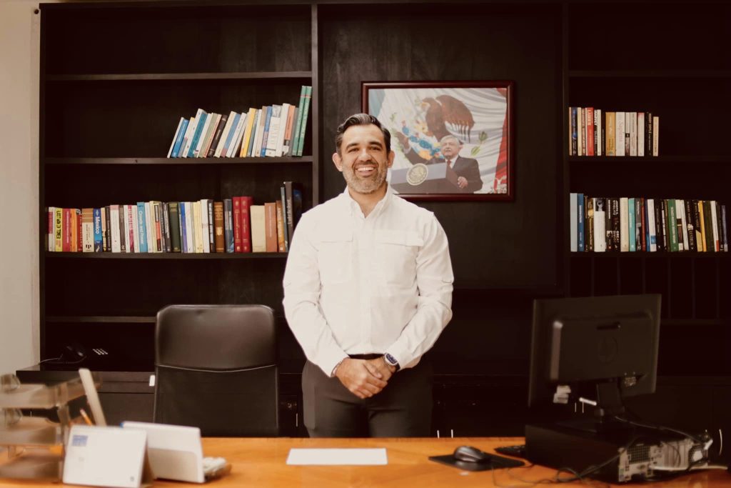 Alberto Hurtado se reúne con el delegado de bienestar Américo Villarreal