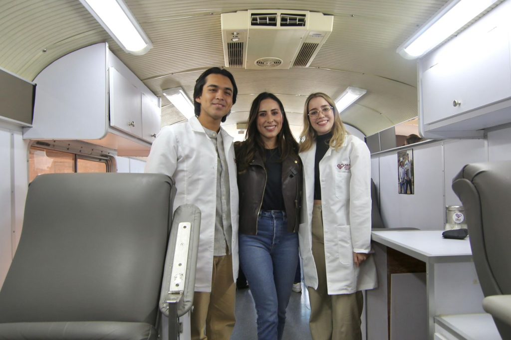 Un cambio con amor a Coahuila: Inaugura Cecilia Guadiana en Saltillo Consultorio Móvil