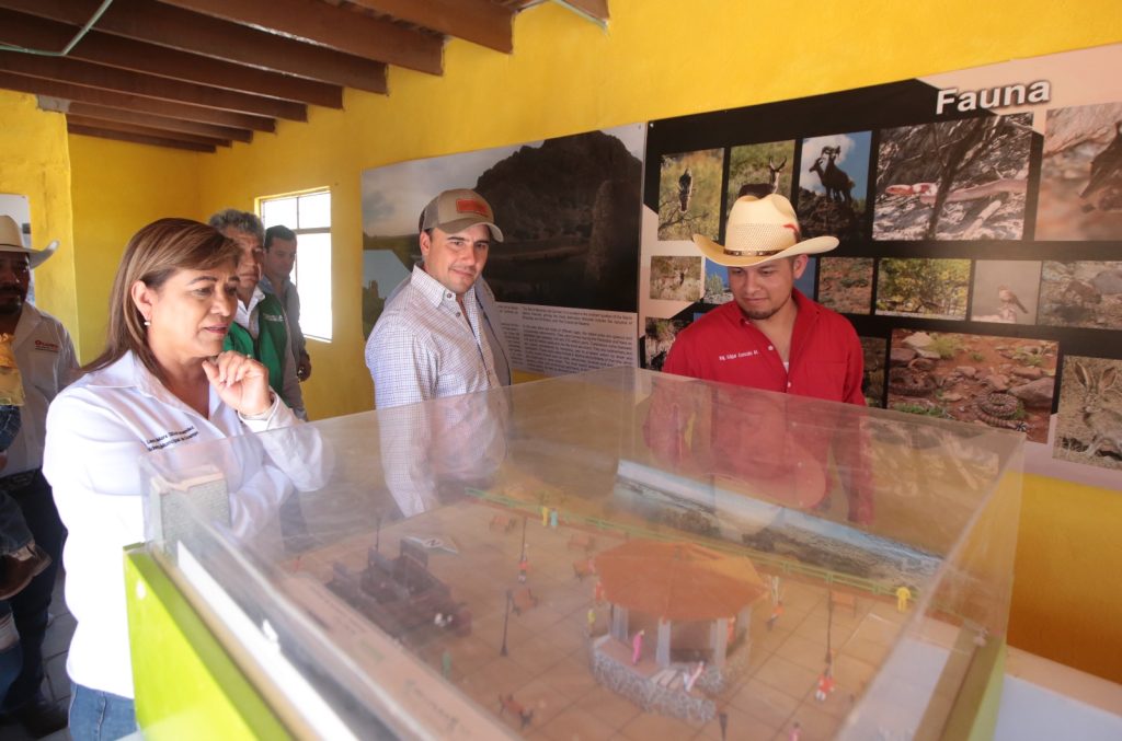 Anuncia Manolo gran proyecto turístico para Boquillas del Carmen