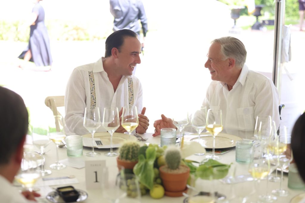 Resalta gobernador de Texas buena relación con Coahuila