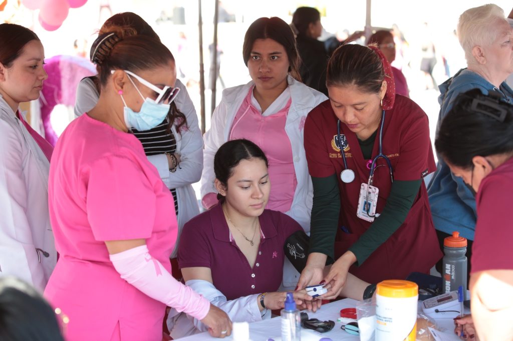 En Coahuila trabajamos en equipo en la prevención, detección y atención del cáncer de mama: Manolo