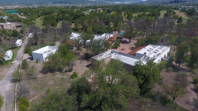 Venden por 26 millones de pesos la residencia de Alonso Ancira