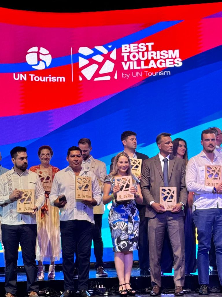 Coahuila gana "Best Tourism Village" con el Pueblo Mágico de Cuatro Ciénegas