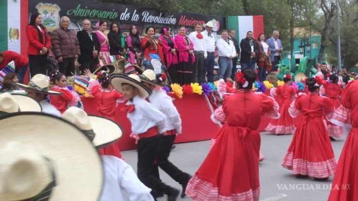 Organiza San Buenaventura desfile revolucionario del 20 de noviembre