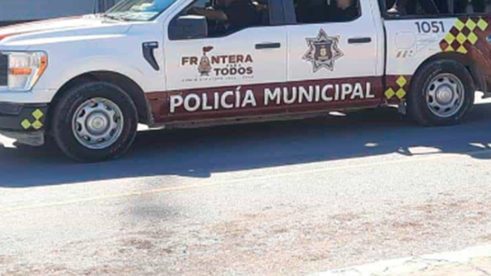 Detienen a hombre por agredir a mujer afuera de una tienda en Frontera; no le quiso dar una moneda