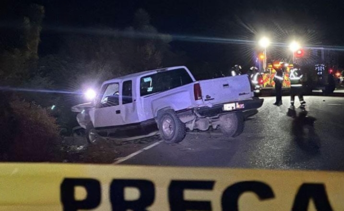 Familia que regresaba de paseo sufre choque frontal en Saltillo; un fallecido y varios heridos