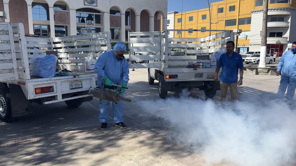 El Ayuntamiento intensifica sus esfuerzos en el combate al mosquito del dengue al arrendar dos equipos especializados para fumigar.