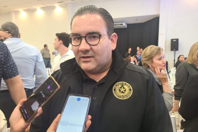 Ramsey English Cantu, Juez de Paz del Condado de Maverick