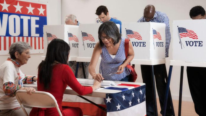 Siete estados más abren centros de votación en Estados Unidos