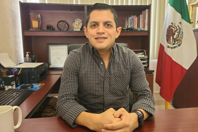 Tadeo Vargas, Director de la FACyD de la UA de C