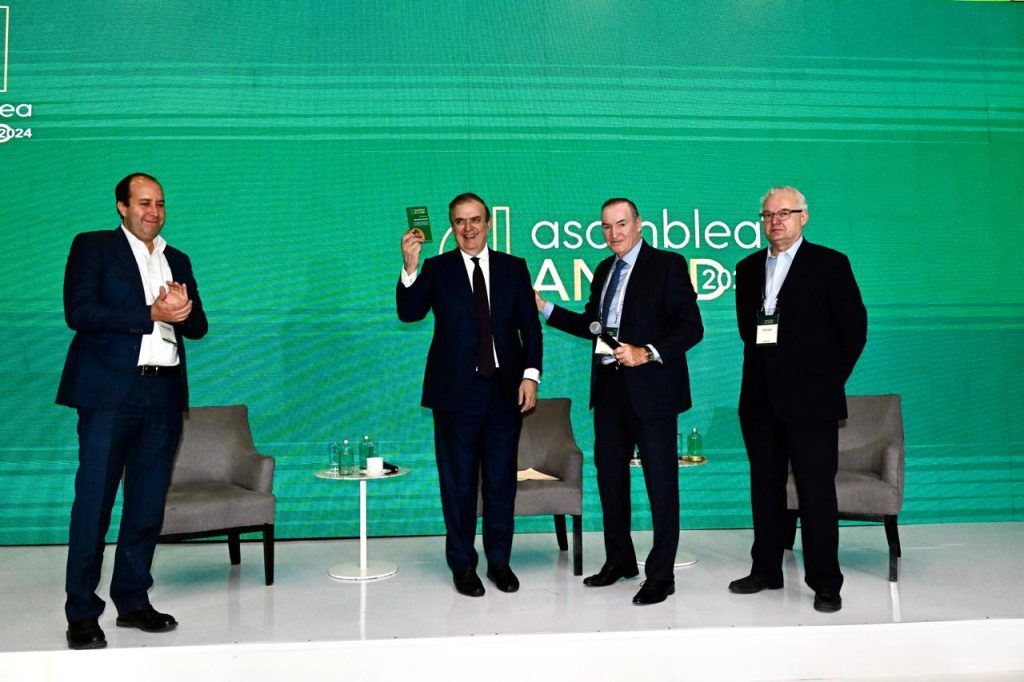 "Nos une una economía gigantesca": Ebrard asegura que relación con Trump será buena