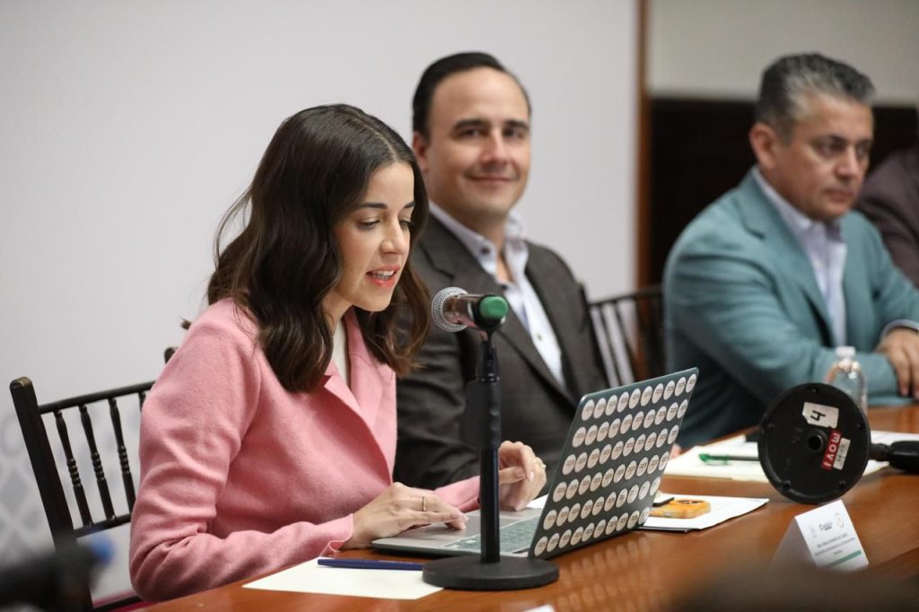 Estamos sentando las bases de un gran proyecto para la Salud Mental: Manolo