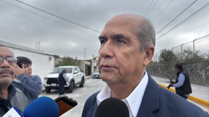 El ayuntamiento de Monclova continuará brindando asistencia a migrantes que transiten por la ciudad, señaló el alcalde Mario Alberto Dávila.