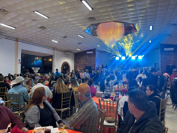 Unidad Democrática de Coahuila brinda posada a simpatizantes