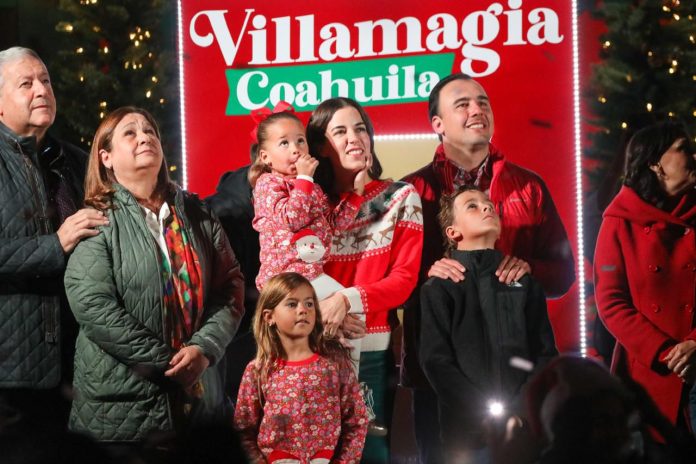 Encienden Manolo y Paola VillaMagia Coahuila 2024