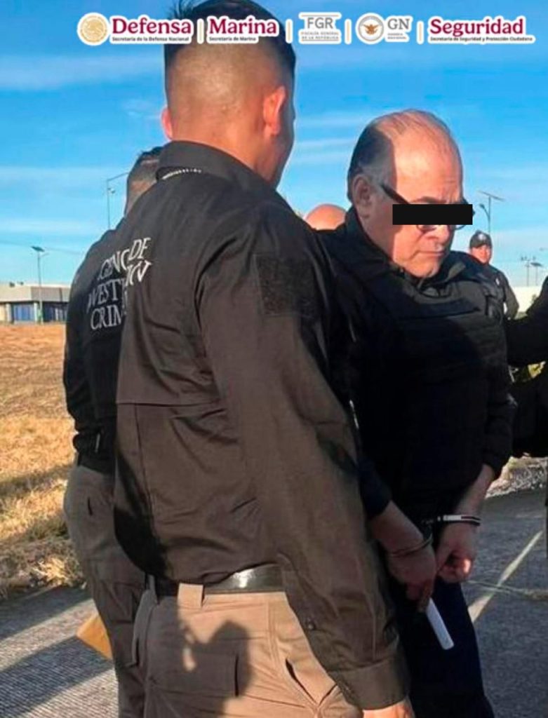 Osiel es deportado a México por las autoridades de EE UU
