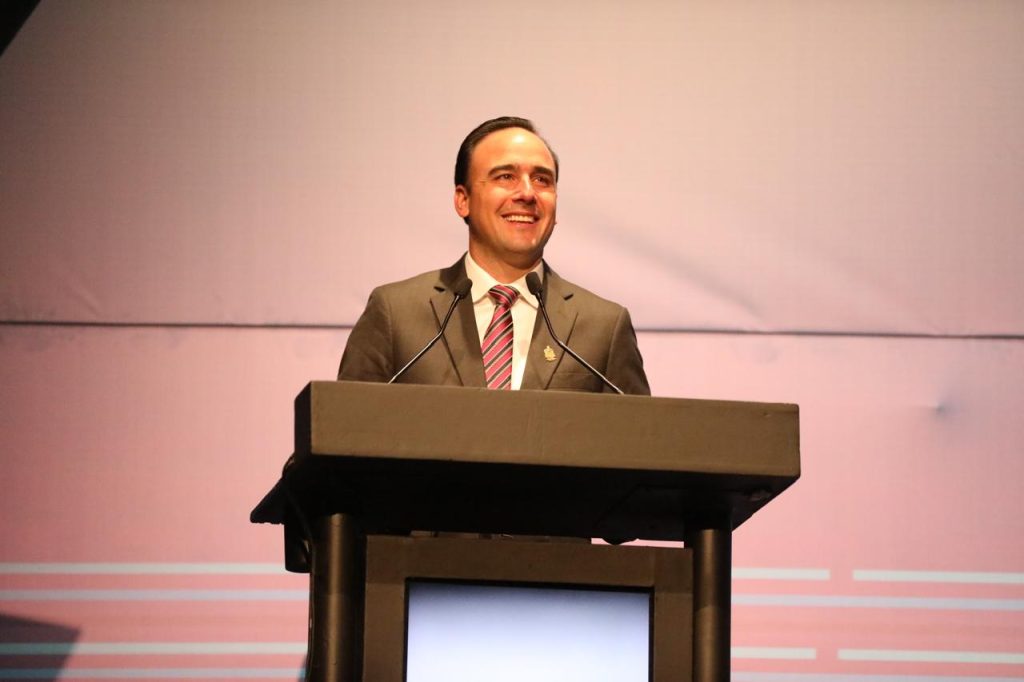 Este 2025 sigamos hacia adelante juntos por Coahuila