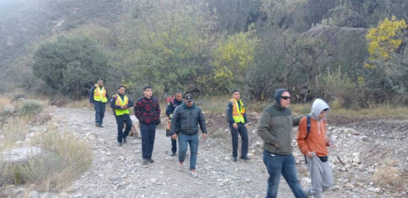 Rescatan a tres jóvenes tras 12 horas perdidos en el Cañón de San Lorenzo