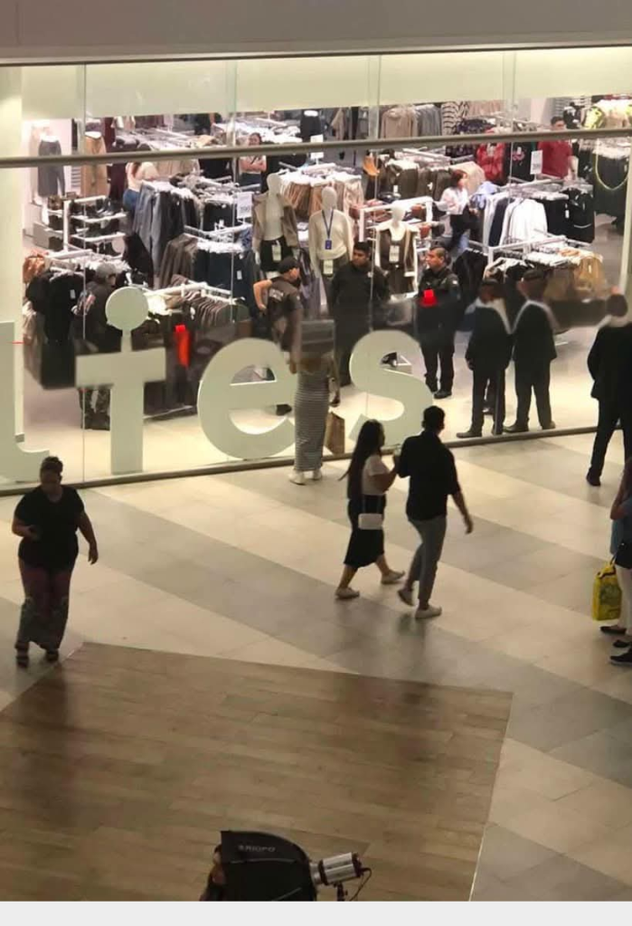 Melanie joven agredida por su novio tras presuntamente 'robarle' el auto, es detenida por robar en una tienda