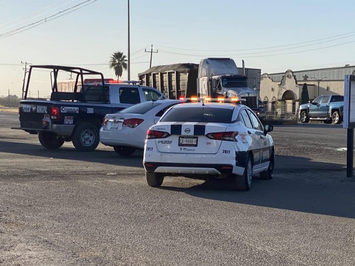 Visitan antiguas maquiladoras funcionarios en busca de un proyecto viable