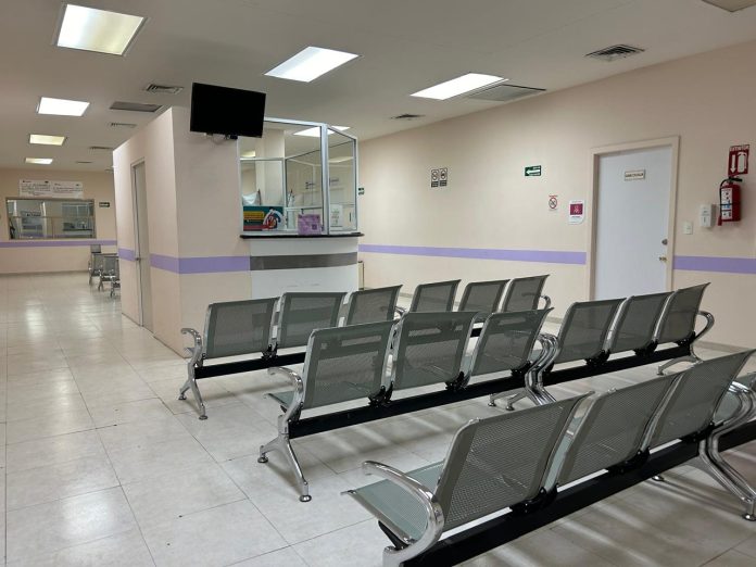 Helada reduce consultas y aumenta atenciones por caídas en el hielo