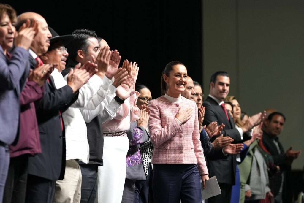 Claudia Sheinbaum lidera encuentro nacional con alcaldes y gobernadores de todos los partidos políticos