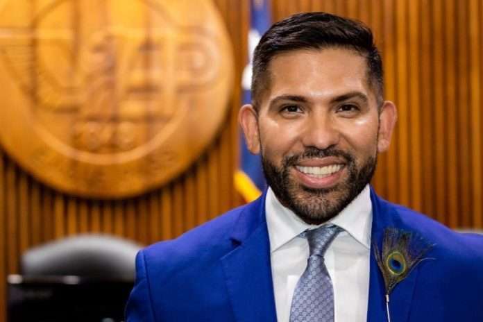 Elías Díaz, Concejal de Eagle Pass