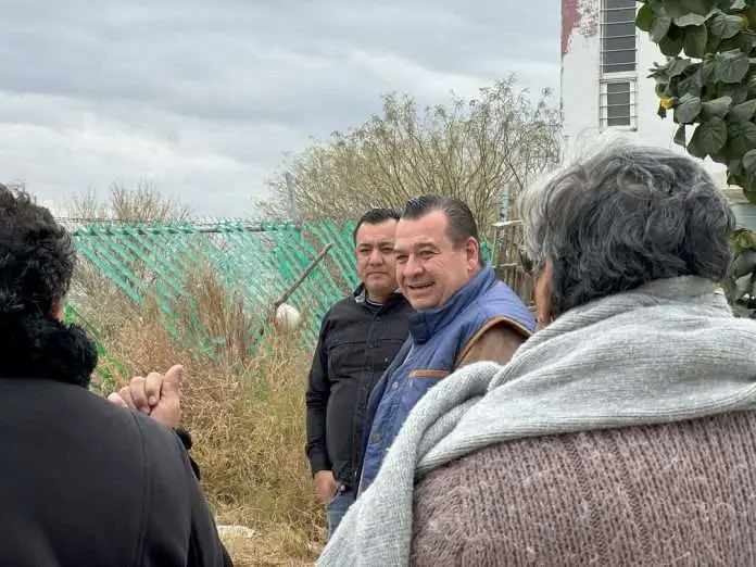Entregan material de construcción para fortalecer la seguridad de vecinos del Fraccionamiento Lagos