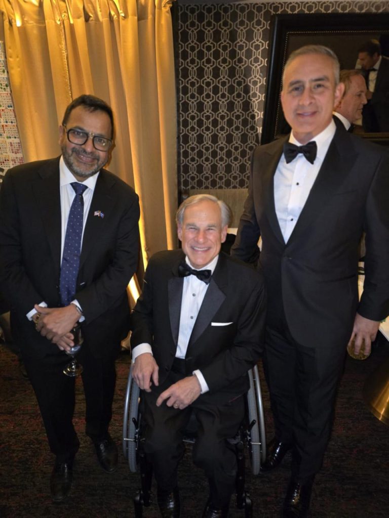 Rubén Garibay y Altagracia Gómez Sierra asistieron al Hispanic Inaugural Ball