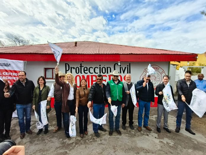 Entrega Laura Jiménez el Centro de Comando y usos múltiples en Barroterán