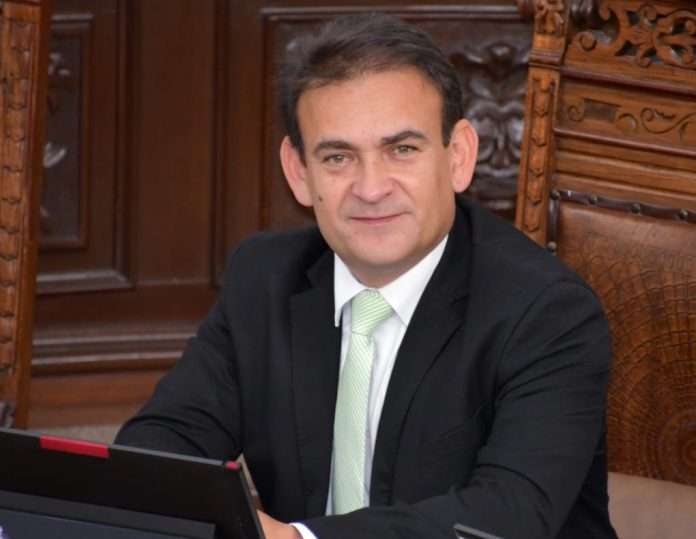 Alvaro Moreira