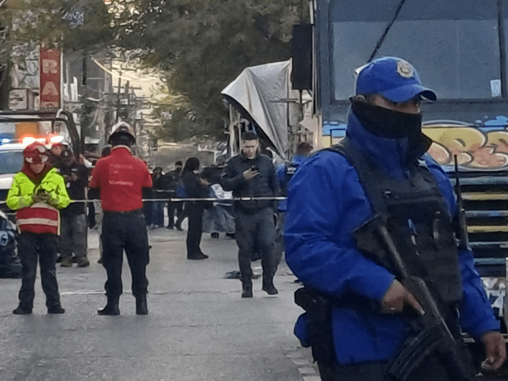 Balacera en el centro de Monterrey deja tres heridos