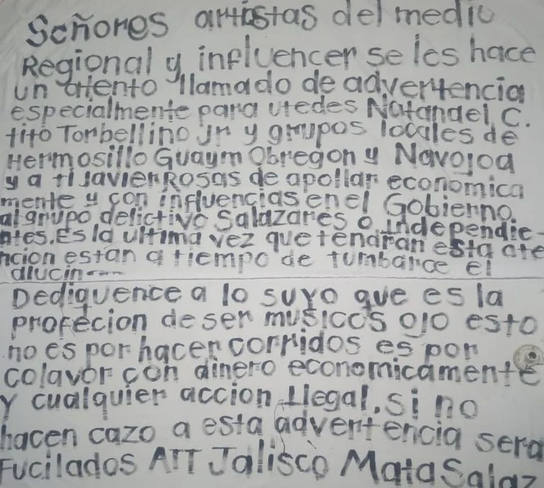 Natanael Cano es amenazado de muerte a través de una narcomanta en Sonora