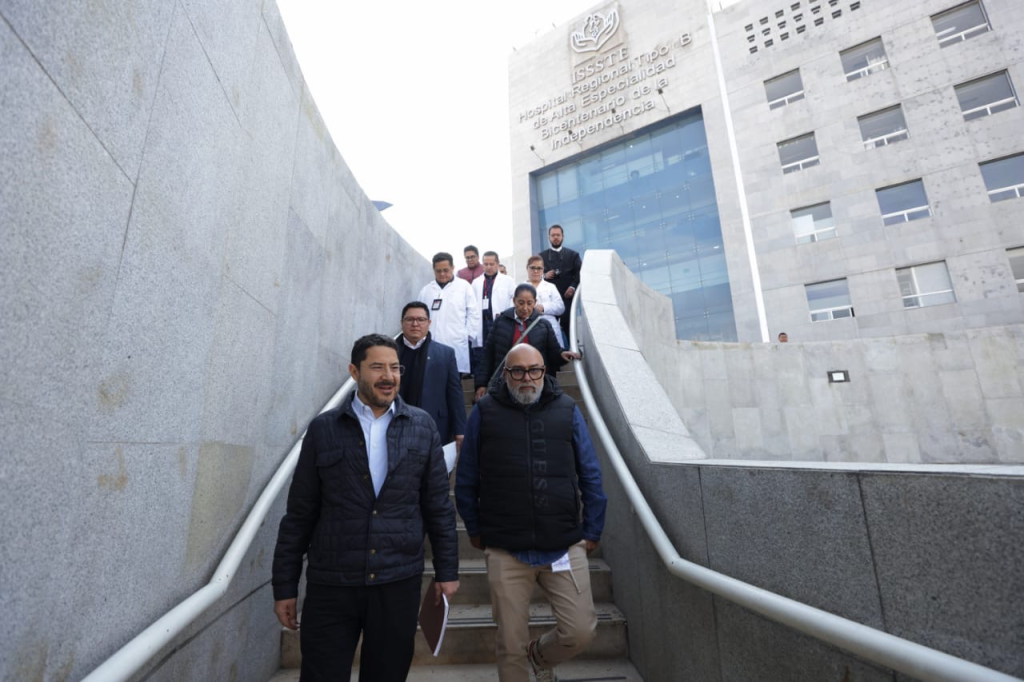 Martí Batres supervisa mejoras en el Hospital Regional del ISSSTE en Tultitlán, Edomex