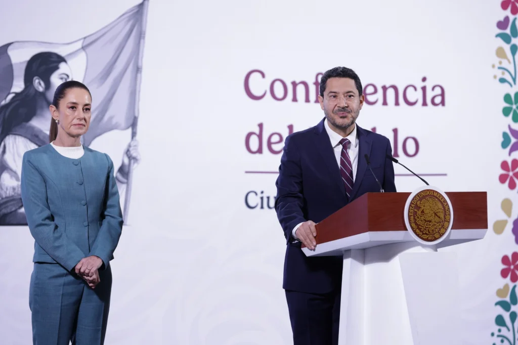 Martí Batres presenta plan de 25 puntos para mejorar el ISSSTE