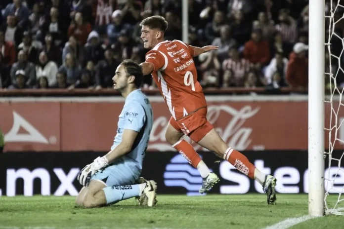 Chivas sucumbe ante Necaxa en Aguascalientes