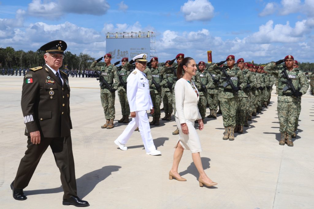 En Quintana Roo, Claudia Sheinbaum conmemora el 110 aniversario de la Fuerza Aérea Mexicana e inaugura la Base Aérea Militar No. 20