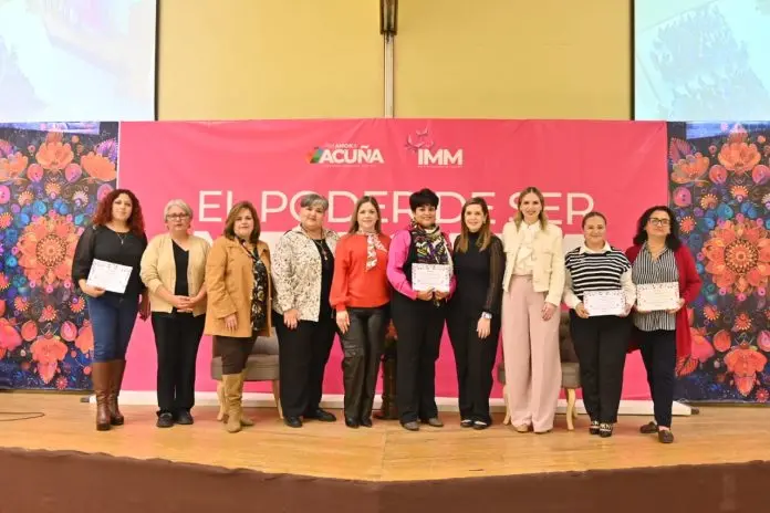 Conmemoran el Día de la Mujer Mexicana