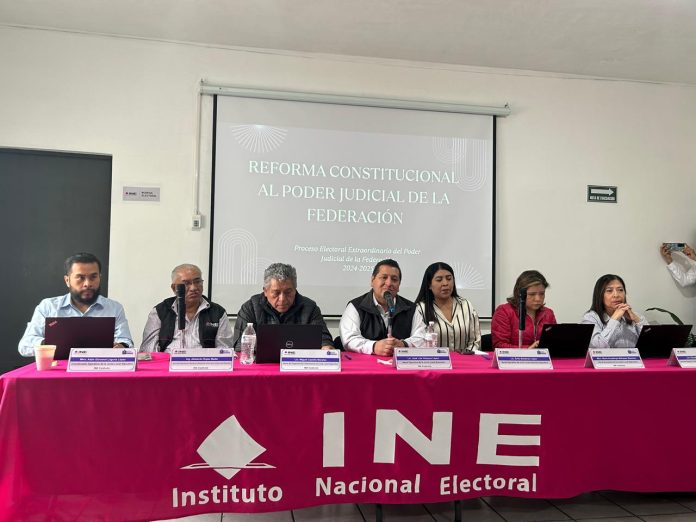 Capacita INE a medios de comunicación en Monclova sobre elecciones del Poder Judicial