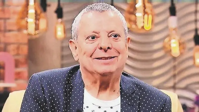 César Bono enfrenta nuevos retos de salud tras perder movilidad en su mano izquierda