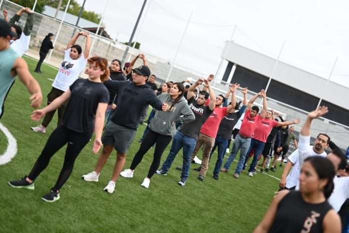 Convocan a ejercitarse en el polideportivo La Fe