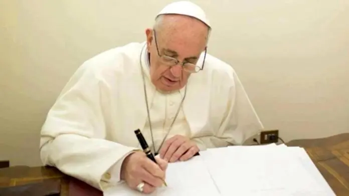 El Vaticano confirma que el Papa Francisco dejó escrita una carta de renuncia anticipada