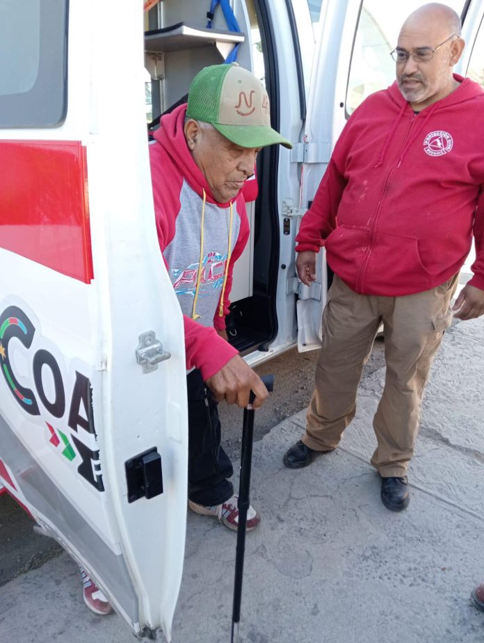 El conductor fue atendido por paramédicos
