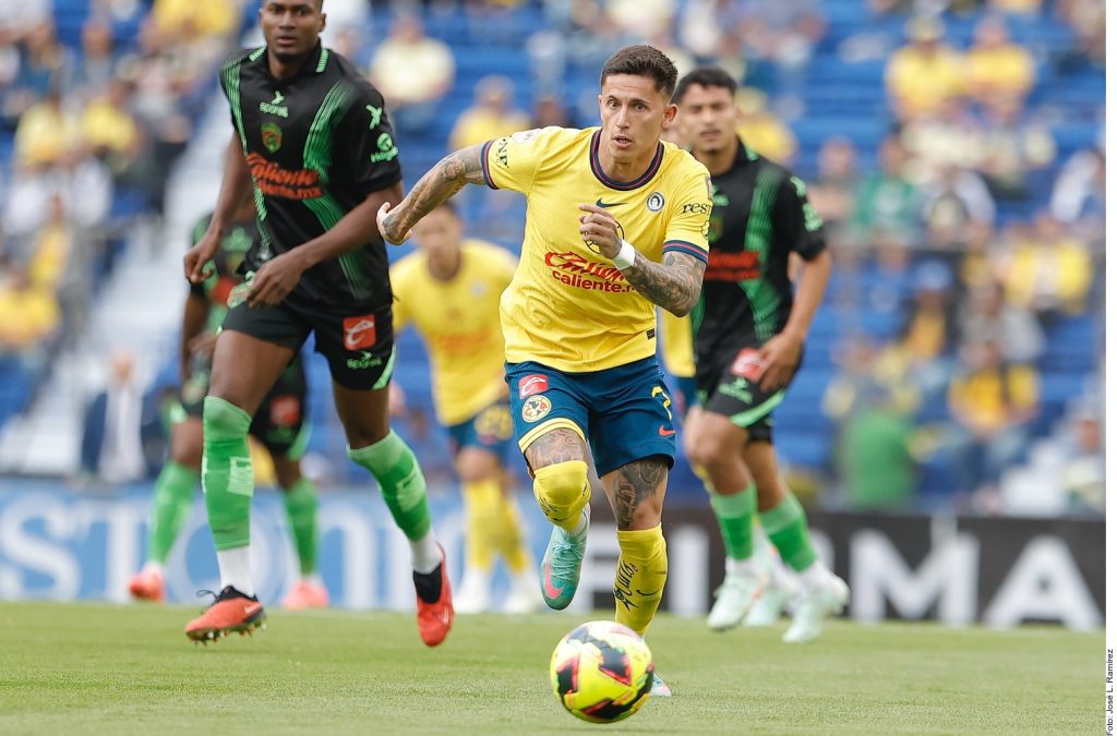 El América sigue demostrando contundencia y ahora goleó 4-0 al FC Juárez, resultado que lo manda de regreso al liderato del Clausura 2025.