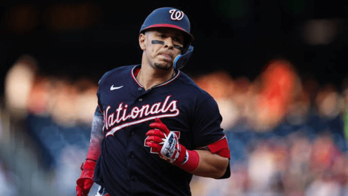 Joey Meneses se complica solo y pone en riesgo su temporada en la MLB