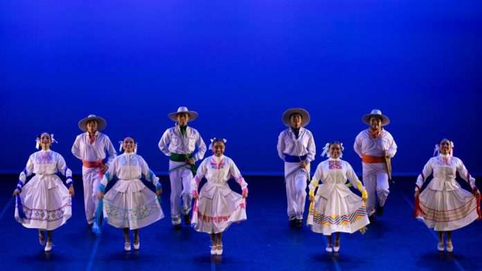 La Academia de la Danza Mexicana cumple 78 años impulsando la formación artística en México