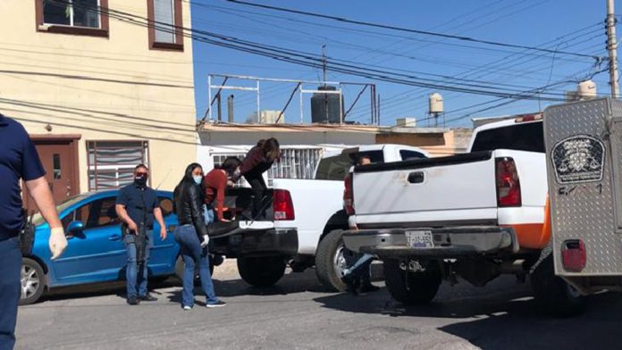 Mujer es detenida por presunta explotación y amenazas contra su hija