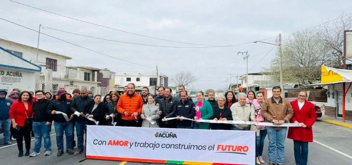 Entrega municipio rehabilitación de la calle Josefa Ortiz