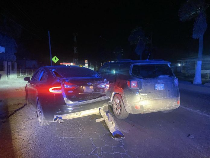 Solo daños en aparatoso choque en Sabinas en la carretera 57